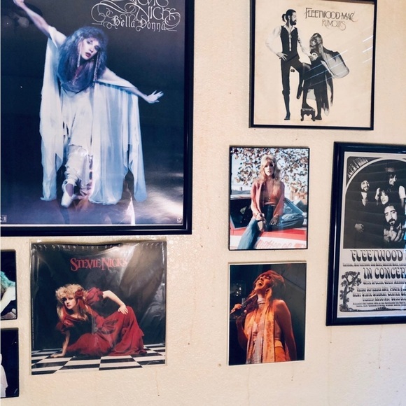 STEVIE NICKS~ FLEETWOOD MAC 8X10 FRAMED PHOTO VINTAGE~Our Welsch Witch…… - Picture 2 of 9